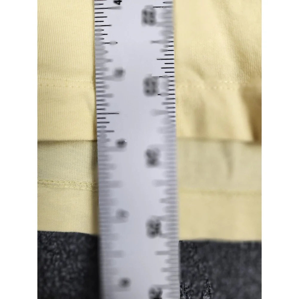Nike Sole Rally 500 Graphic Tee Mens‎ Large Pale Yellow Monster Van T-Shirt L